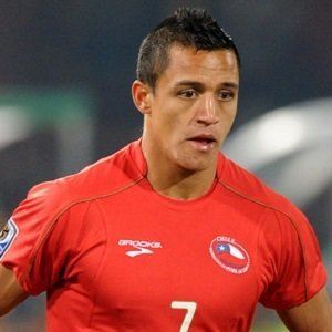 Alexis Sanchez Age Height Weight Birthday Agecalculator Me