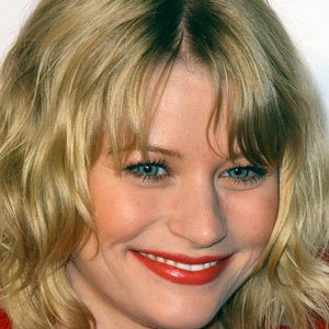 Emilie De Ravin Age, Height, Weight, Birthday - AgeCalculator.Me