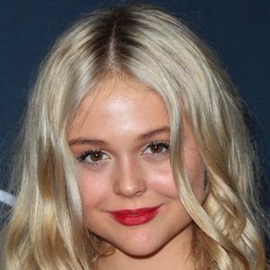 Emily Alyn Lind Age, Height, Weight, Birthday - AgeCalculator.Me