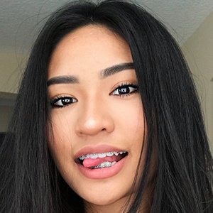 Kayla Kosuga Age, Height, Weight, Birthday - AgeCalculator.Me