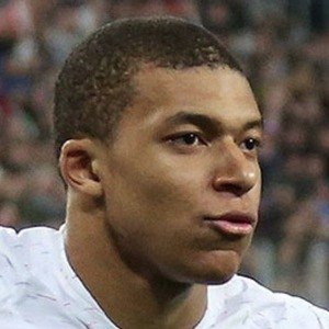 Kylian Mbappé Age, Height, Weight, Birthday - AgeCalculator.Me