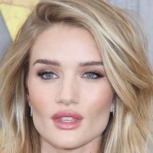 Rosie Huntington-Whiteley Age, Height, Weight, Birthday - AgeCalculator.Me