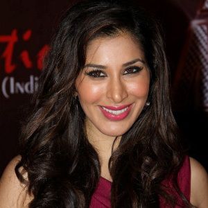 Sophie Choudry Age